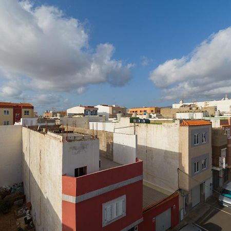 La Isla Apartment Vecindario  Exterior photo