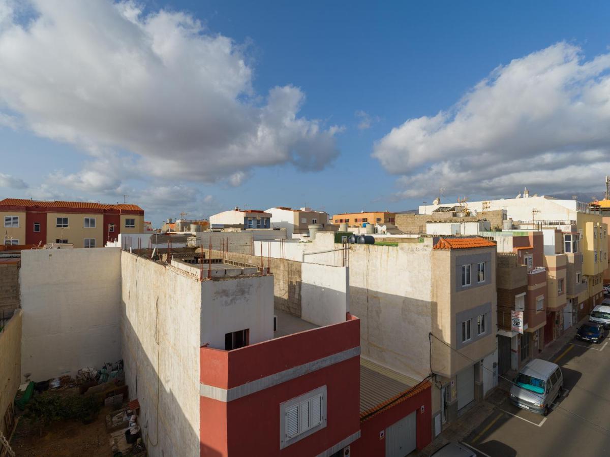 La Isla Apartment Vecindario  Exterior photo